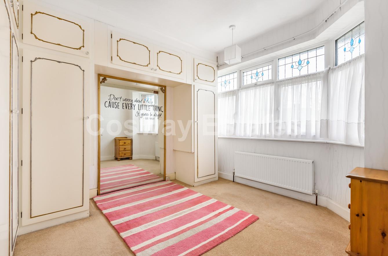 Mount Grove, Edgware
